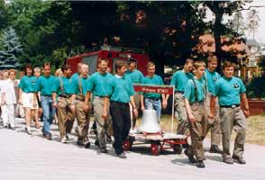 Wieder-Einweihung der Dorfglocke